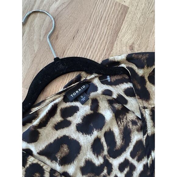 Torrid Women's Animal Wrap Top Blouse Print Size 5X Long Sleeve Dressy Bishop - Picture 4 of 10